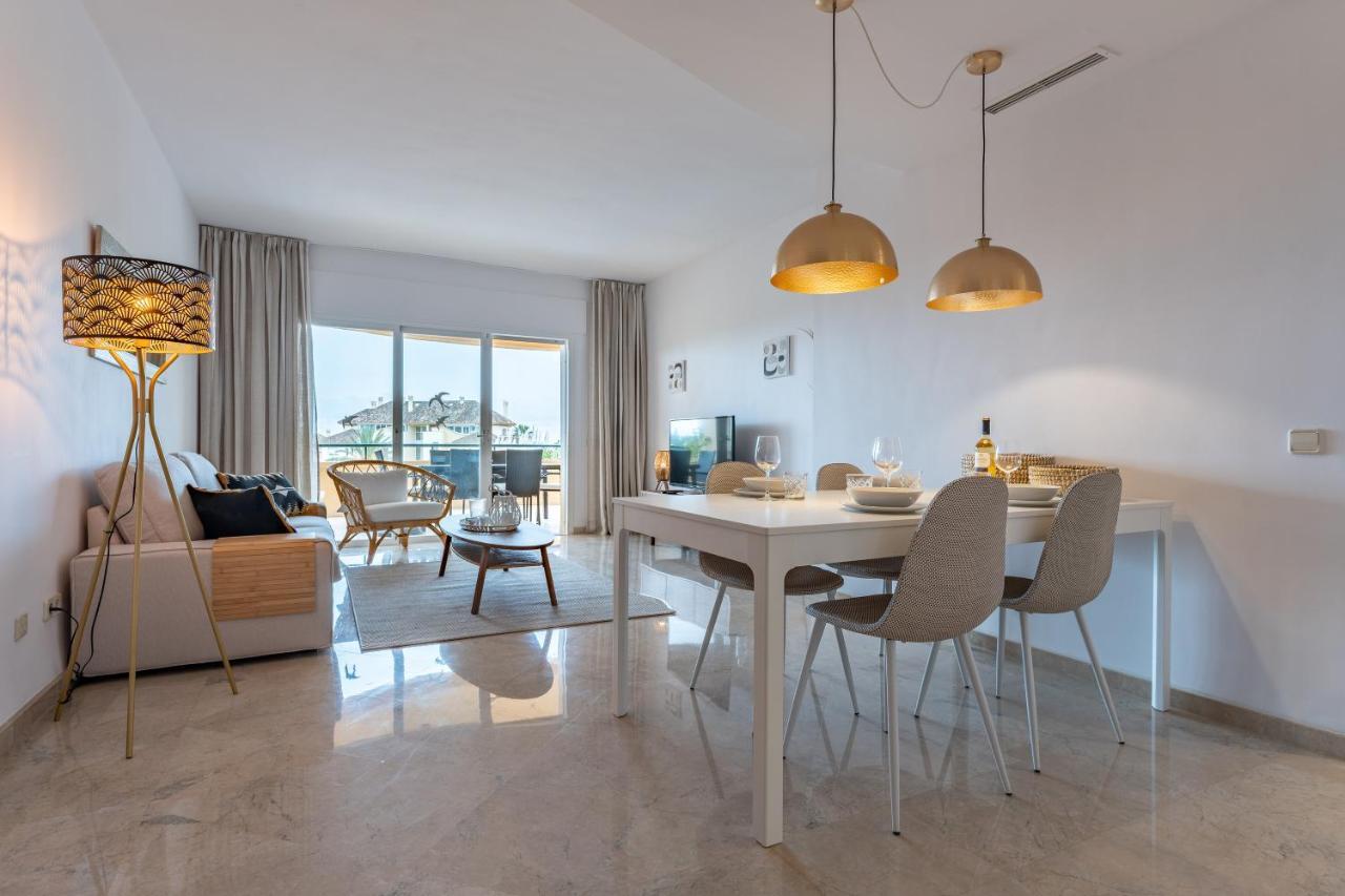 Apartment Elviria Hills *